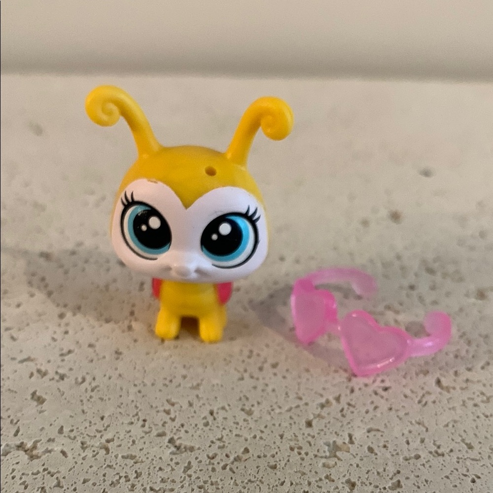 Littlest Pet Shop Bug Figurine